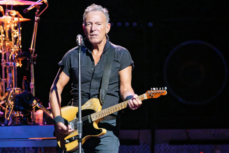 Springsteen v úterý v Praze hrát nebude, koncert byl odložen
