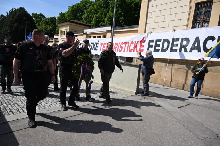 Skupina Kaputin protestovala v Brně proti příznivcům Nočních vlků