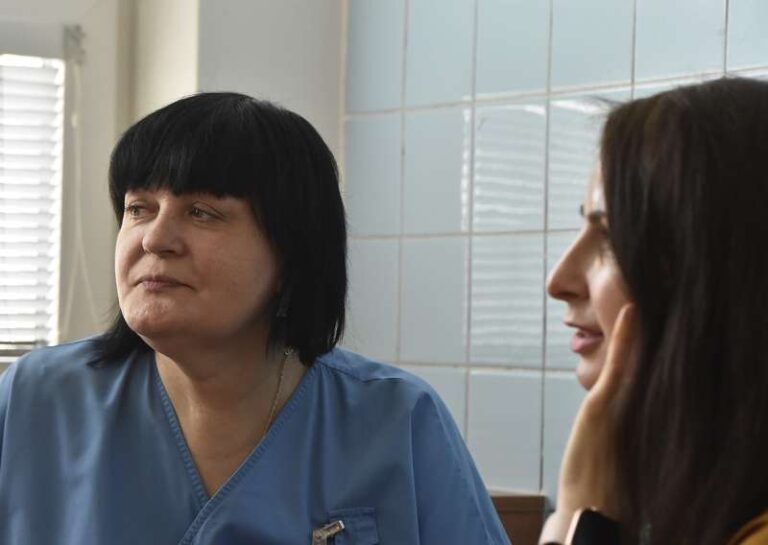 První praktici z Ukrajiny se blíží ke zkouškám, zpomaluje je jazyk i byrokracie