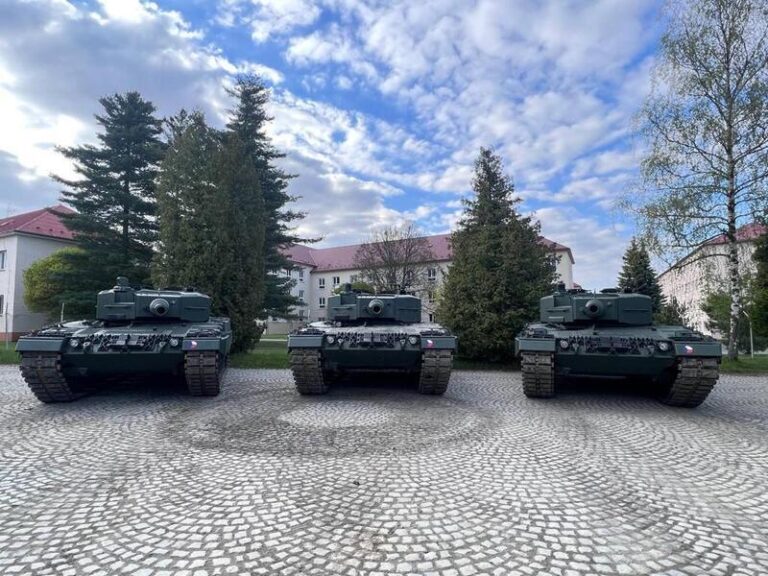 Vláda bude schvalovat dohodu o přistoupení k nákupu tanků 2A8