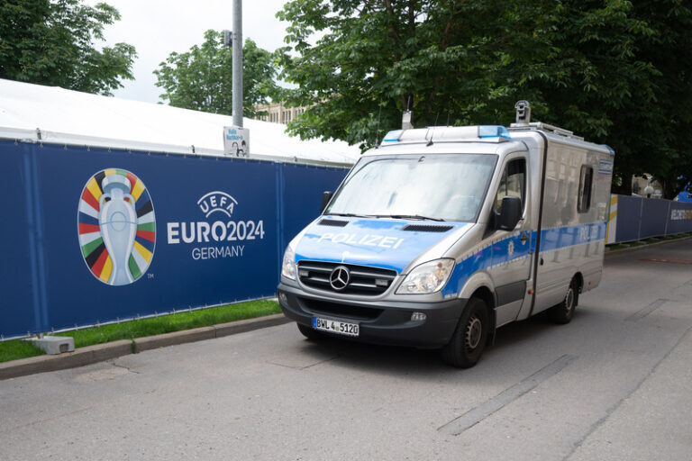 V Německu je zvýšené riziko útoků islamistů, varuje šéf rozvědky BfV