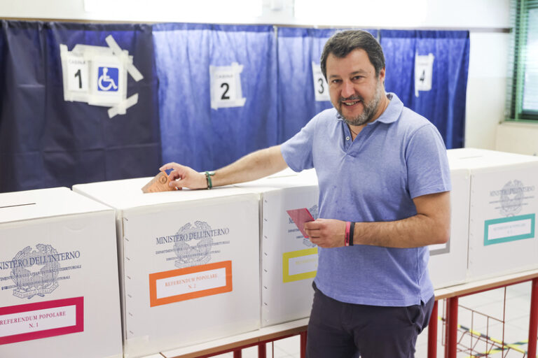 K frakci Orbána a Babiše se podle tisku asi přidá Salvini či portugalská pravice