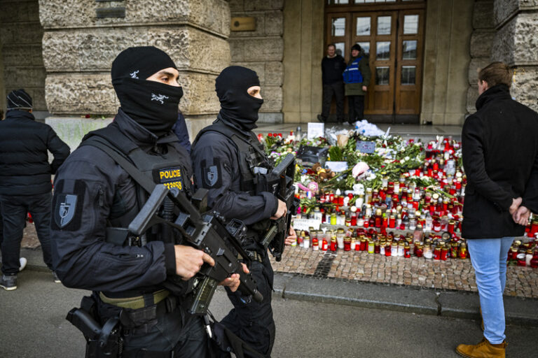 Posílení bezpečnosti Česka po střelbě na FF UK bude stát 3,6 miliardy Kč