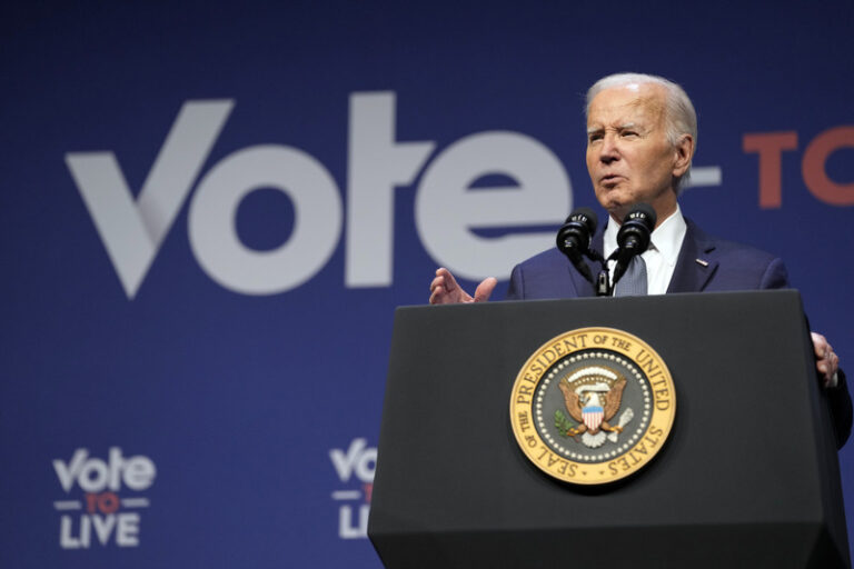 S věkem přichází moudrost, reagoval Biden na výzvy k odstoupení z kampaně