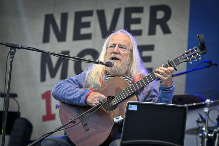 Postižené akcí StB Asanace chce vláda jednorázově odškodnit, připraví zákon