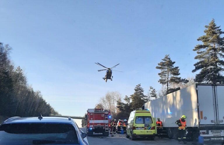 V ČR o prázdninách zemřelo na silnicích 89 lidí, o 3 víc než loni