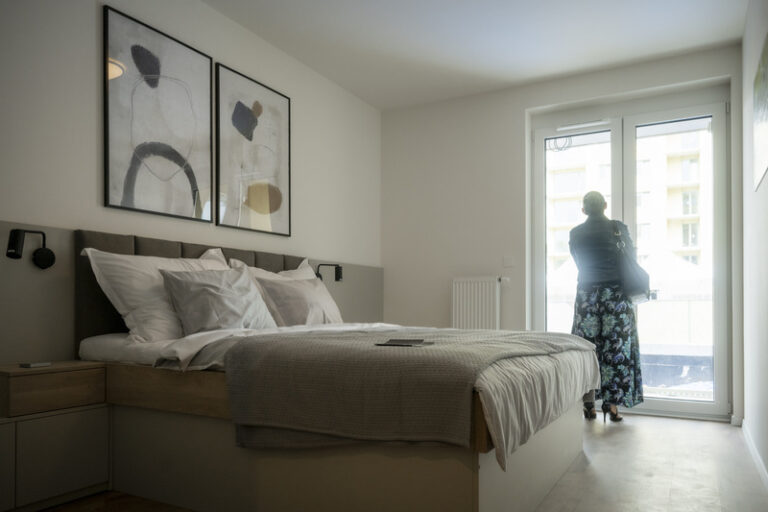 Analýza: Ceny pronájmů byly v červenci nejvyšší, zdražují i byty a domy