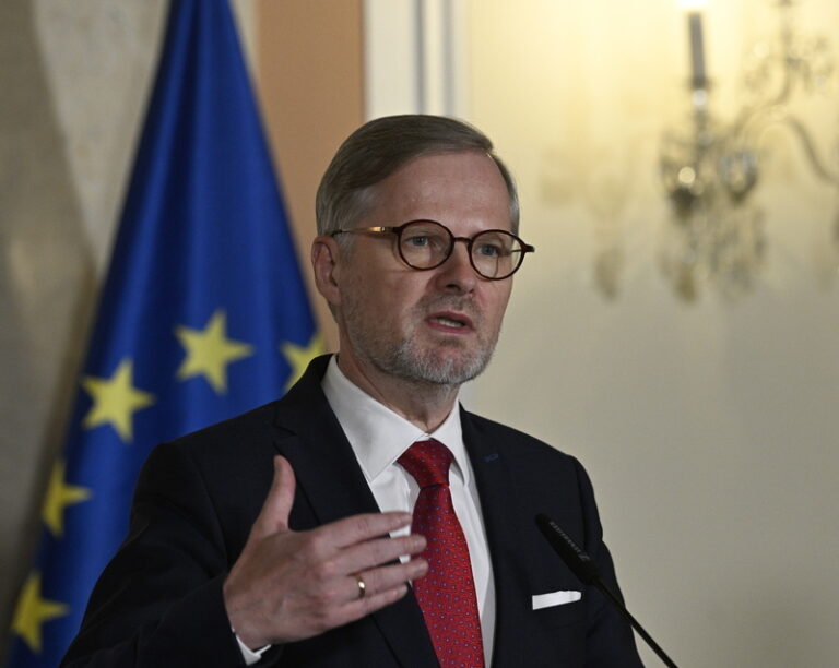 Premiér Fiala je nemocný, zrušil program v Moravskoslezském a Zlínském kraji