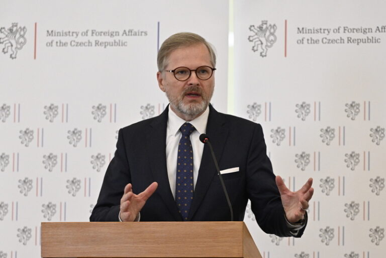 Fiala: V rozpočtu na příští rok je historicky nejvíc peněz na investice