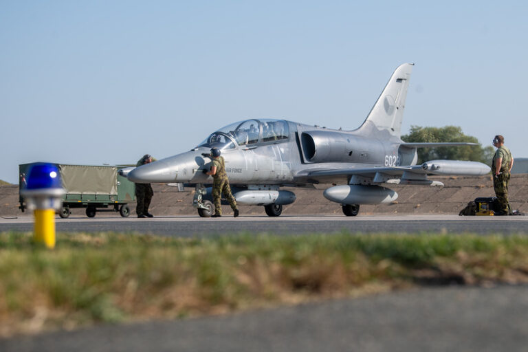 Cvičení Ample Strike se přesune i na civilní letiště v Českých Budějovicích