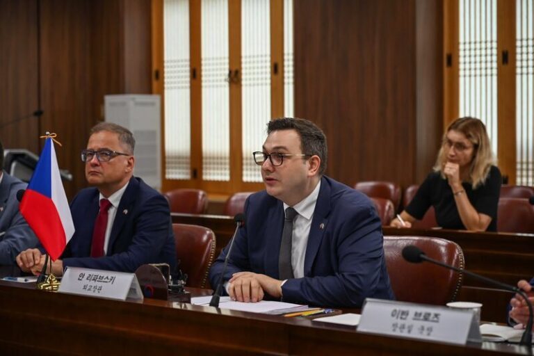 Lipavský poděkoval Jižní Koreji za podporu Ukrajiny napadené Ruskem