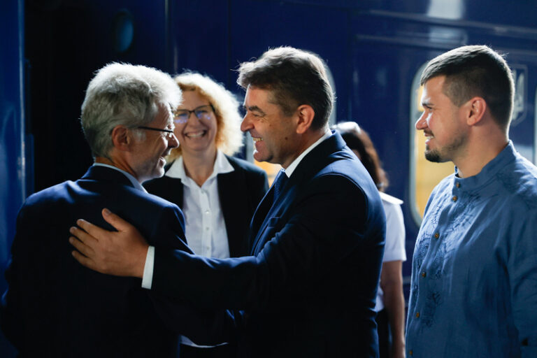 Předseda Senátu Miloš Vystrčil přijel do Kyjeva na summit Krymské platformy