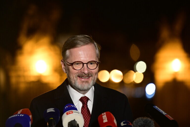 Pavel přijal odvolání Bartoše, změny ve vládě by měly hotové příští týden