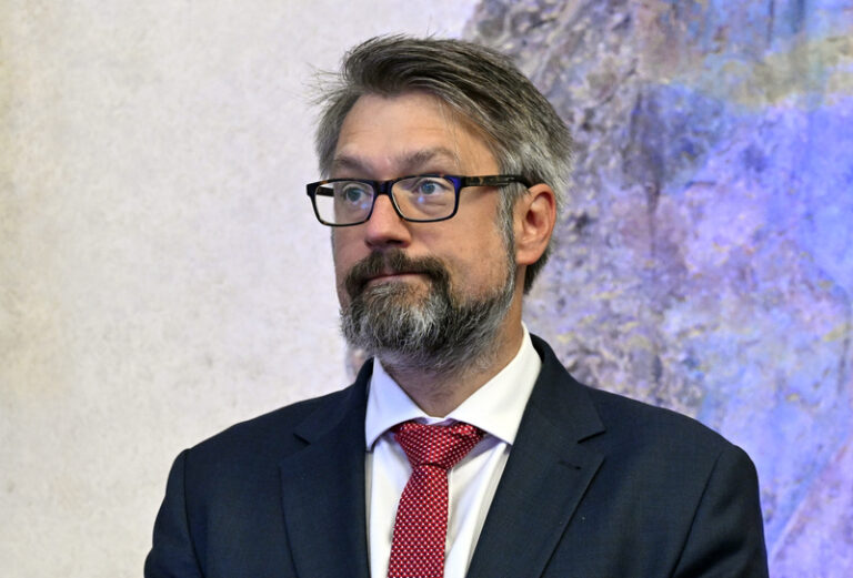 Jakub Landovský vystoupil ze SOCDEM