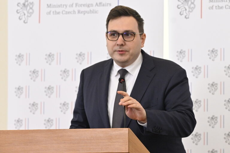 Lipavský s protějškem v Kazachstánu hovořil i o sankcích a mezinárodním řádu