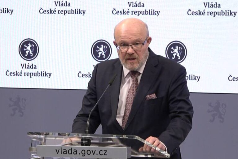 Vláda schválila novelu, která dává pojišťovnám více peněz na prevenci nemocí