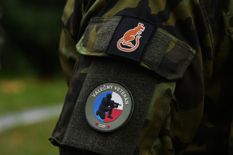 Den válečných veteránů připomenou vzpomínkové akce i koncert