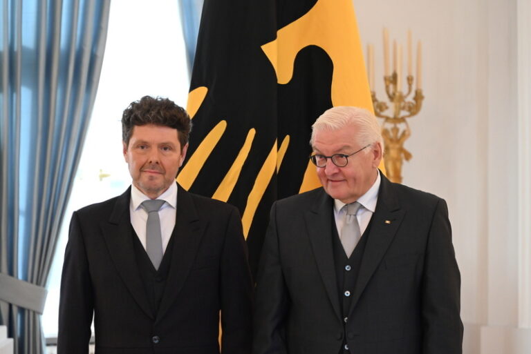 Německo je na křižovatce, v řadě témat se přiklání k ČR, říká nový velvyslanec