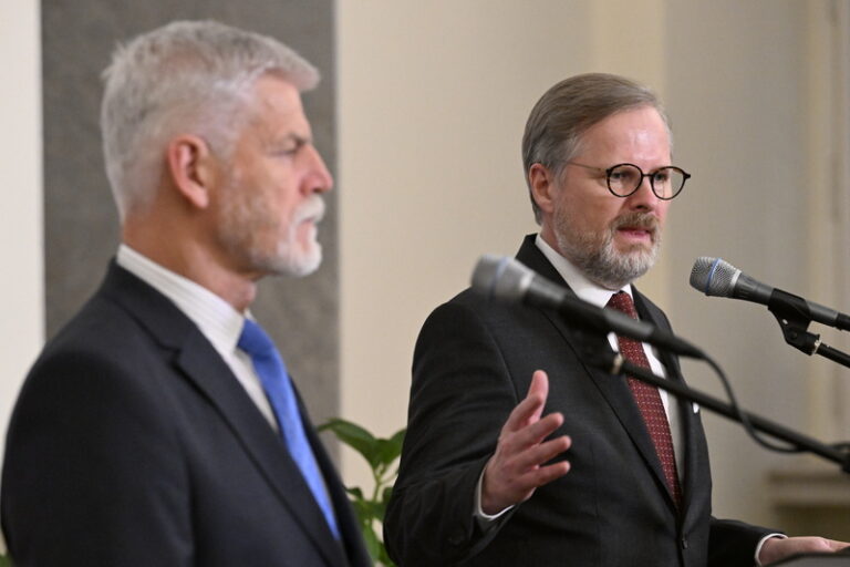 Prezident Pavel v pátek ráno přijme premiéra Fialu při plánovaném setkání