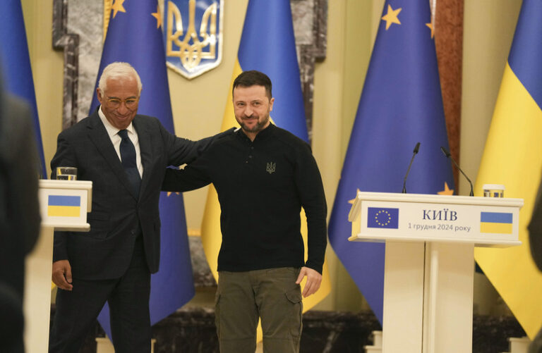 Zelenskyj žádá USA, aby přesvědčily Evropu, že Ukrajina má být v NATO
