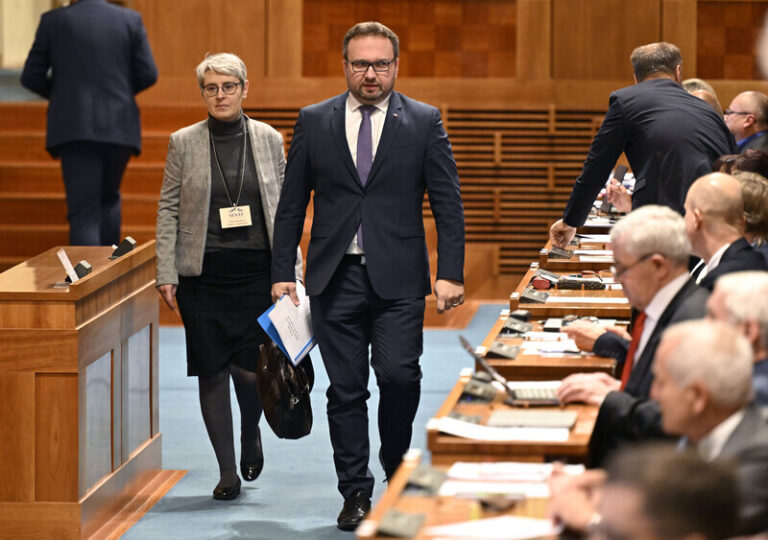 Jurečka: V 67 letech začnou lidé odcházet do penze až v roce 2056