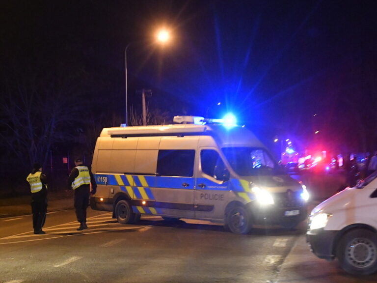 Studentům obviněným kvůli údajnému útoku v Plzni hrozí vyloučení z univerzity