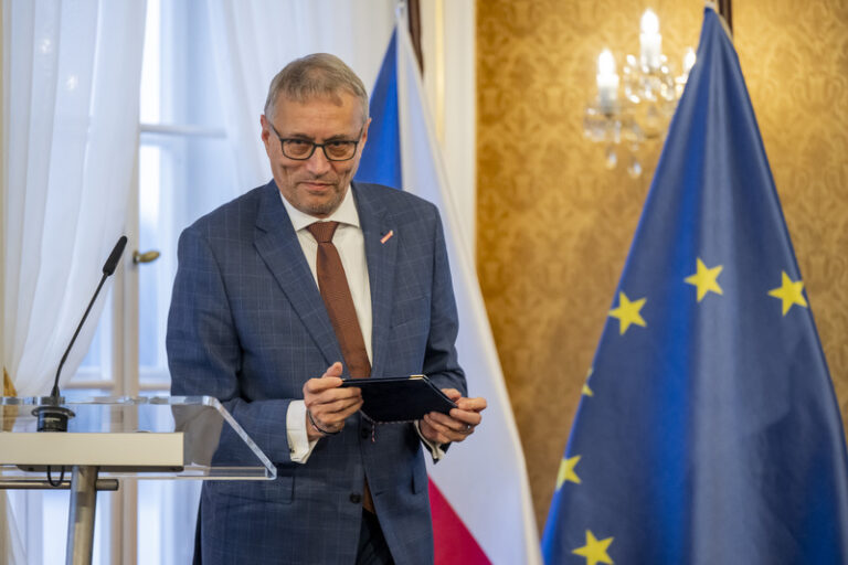 Dvořák: Pro zajištění bezpečnosti EU je nezbytné pokračovat v rozšiřování