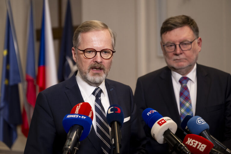 Varování Petra Fialy před appeasementem: Poučení z historie a cesta vpřed pro Ukrajinu