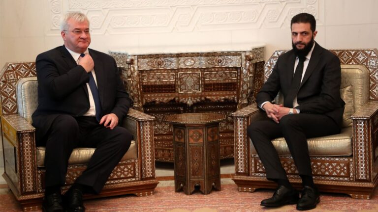 Vztahy mezi Ukrajinou a Sýrií: Strategický reset uprostřed geopolitických změn