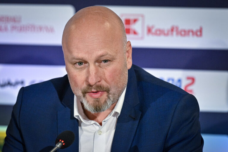 Kouč Augusta má zájem pokračovat u juniorské hokejové reprezentace