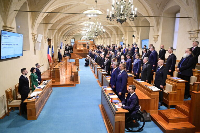 Koalice má potíže s prosazením trestnosti neoprávněné činnosti pro cizí moc