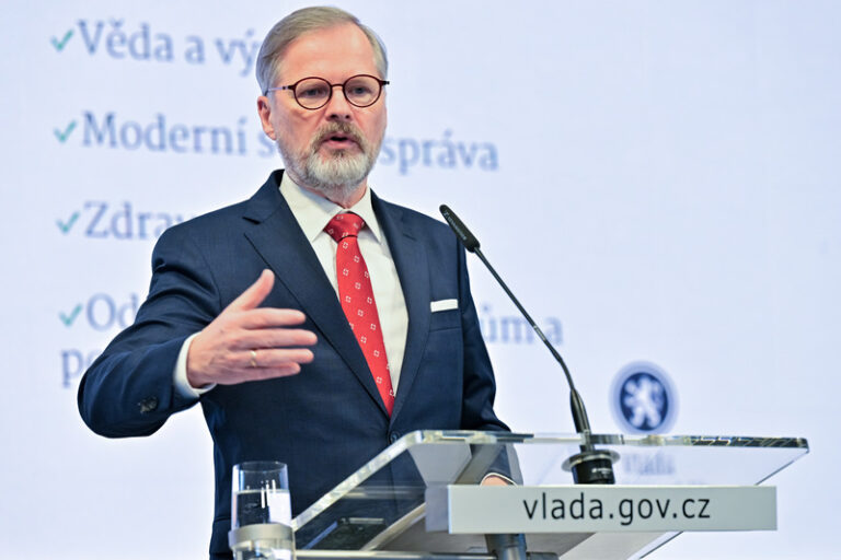 Fiala: Realistické je bavit se o 3% HDP na obranu v horizontu několika let