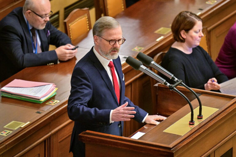 Fiala se přel ve Sněmovně se Schillerovou o stav a výhled české ekonomiky