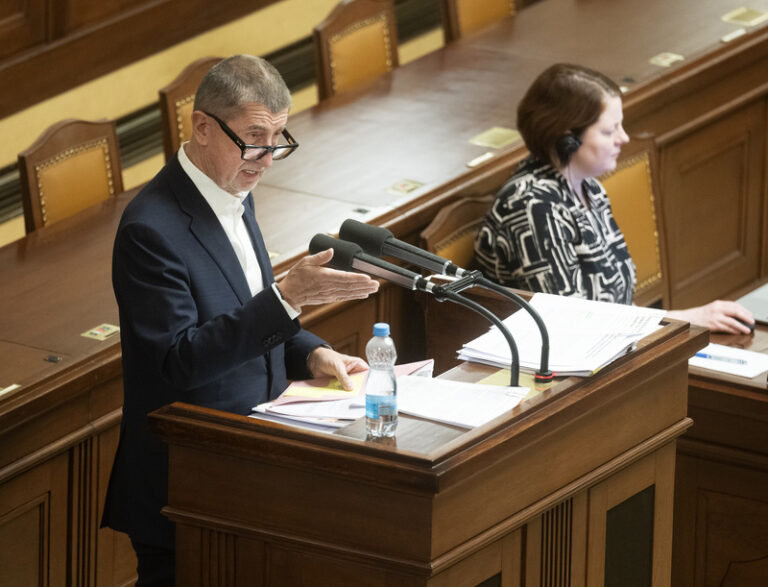 ANO a SPD ve Sněmovně blokovaly schvalování růstu mediálních poplatků
