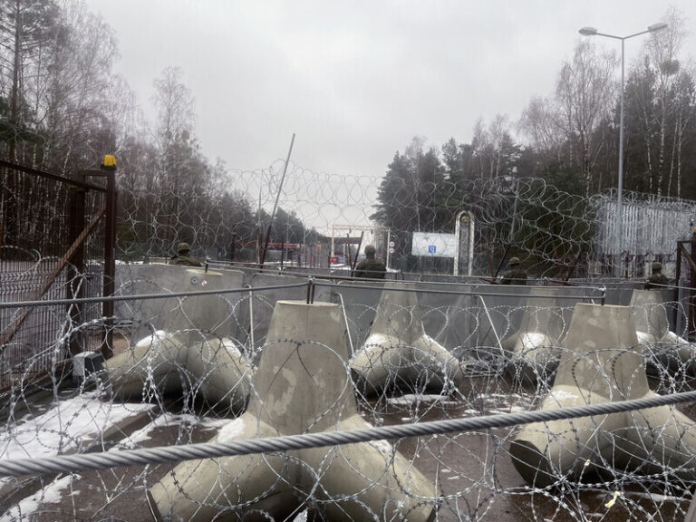 Polsko buduje opevnění na své východní hranici