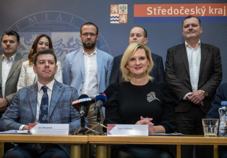 Zástupci STAN a Spolu ve Středočeském kraji podepsali programové prohlášení