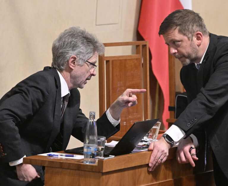 Senát se neshodl na zrušení žádné ze sporných úprav takzvaného lex Ukrajina