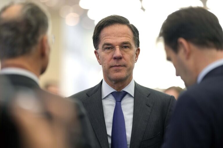 Rutte: Spojené státy musejí podporovat Kyjev a Evropa musí zvýšit obranné výdaje