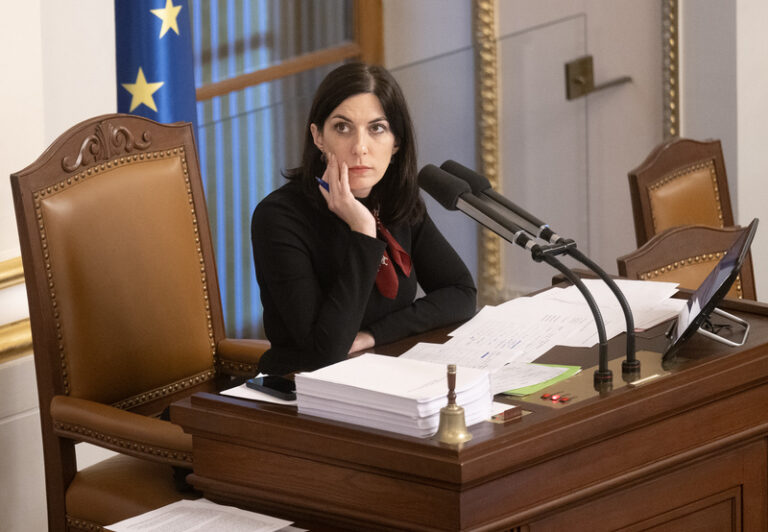 Pekarová kvůli zdraví nepůjde do voleb, šéfkou Sněmovny i TOP 09 zatím zůstává