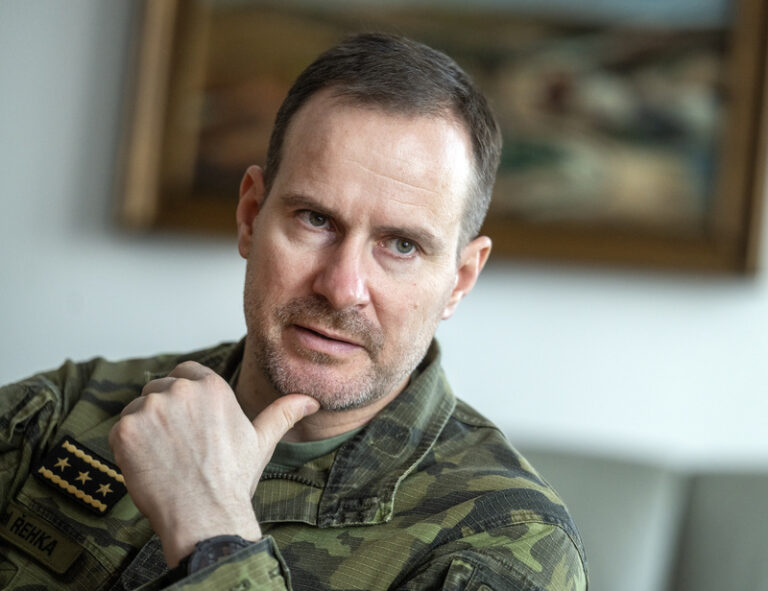 Řehka: Rusko nebude přátelštější, kapacity armády je nutné zvyšovat