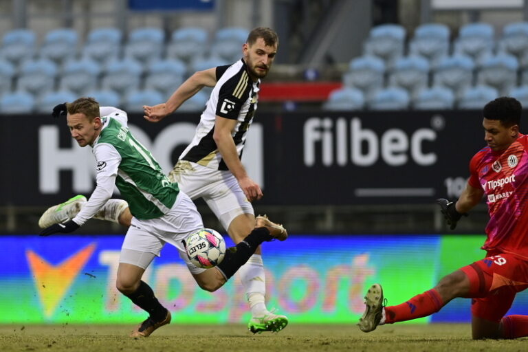 22. kolo: Olomouc porazila Pardubice, Chramosta vstoupil do Klubu kanonýrů