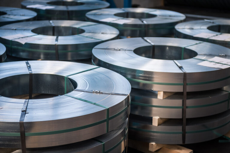 EK do poloviny dubna odložila zavedení odvetných cel vůči USA