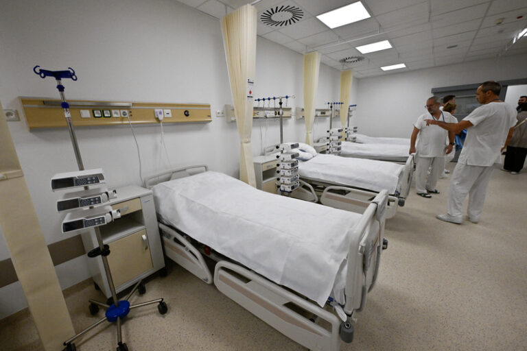 VZP se podařilo zrušit 1800 akutních lůžek, z poloviny bude následná péče