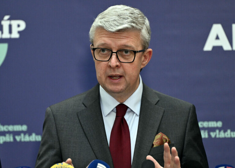 Havlíček: ANO je připraveno ve vládě dávat víc peněz na obranu