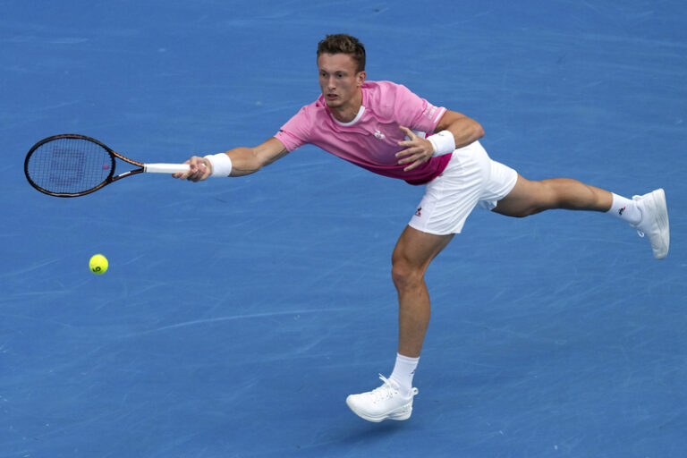 Lehečka neukončil sérii porážek ani v Miami proti Monfilsovi