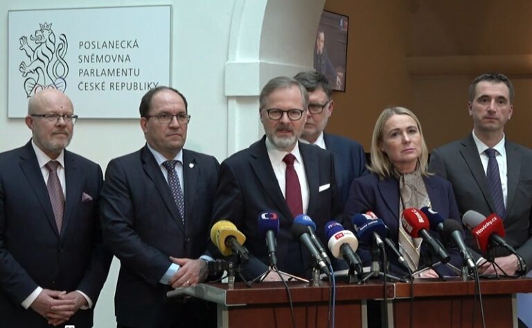 Vláda rozhodla o navýšení obranných výdajů o 0,2 % HDP až do roku 2030