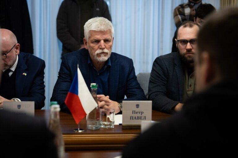 Pavel: Česko stojí po boku Ukrajiny, podporuje její členství v EU a NATO