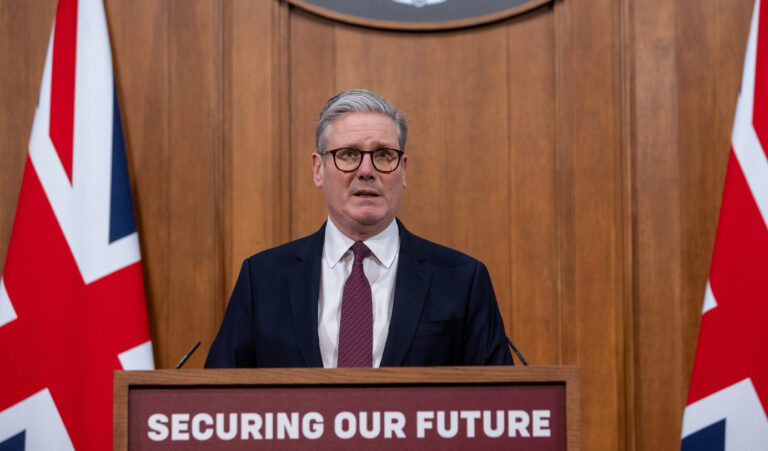 Britská podpora Ukrajině: Keir Starmer a jeho strategie