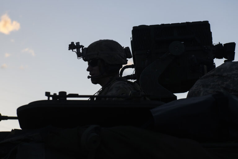 NBC News: Pentagon zvažuje stažení až 10.000 vojáků z východní Evropy