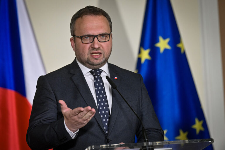 Jurečka: Do deseti let odejde z trhu práce do důchodu 1,2 milionu lidí